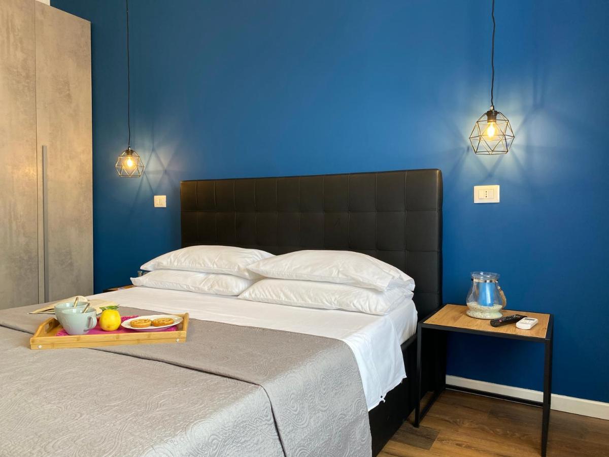 La Casa Di Alan Hotel แตร์นี ภายนอก รูปภาพ